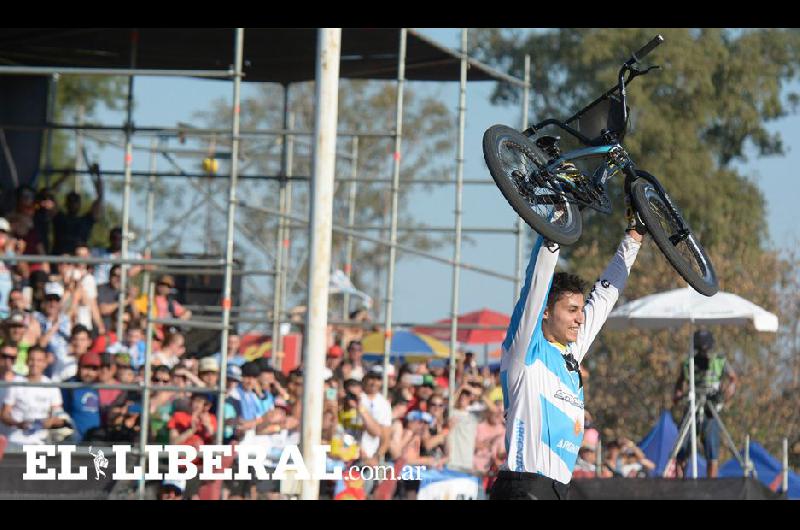 Miraacute las mejores fotos de la 9ordf fecha de la Copa del Mundo de Supercross