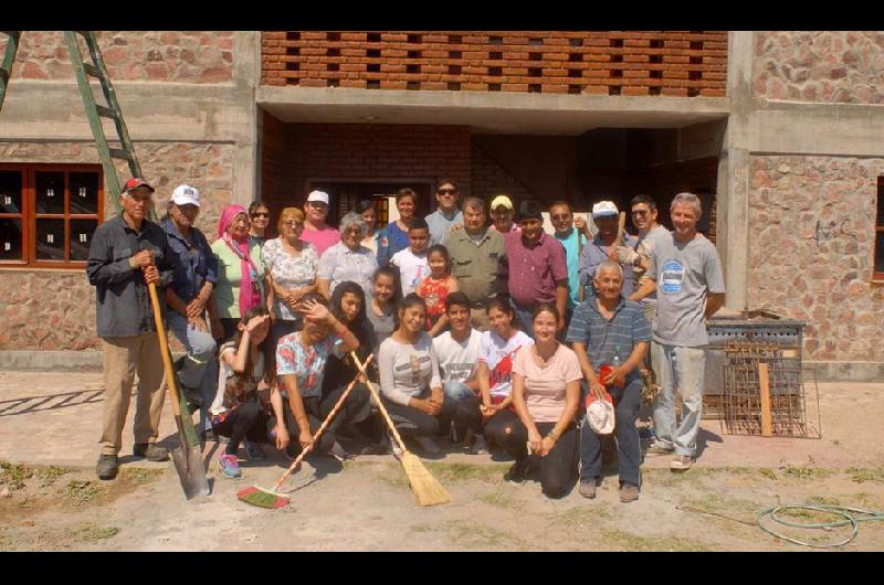 Con un fuerte trabajo comunitario se recupera ldquoTata Yaya Huasirdquo en Loreto