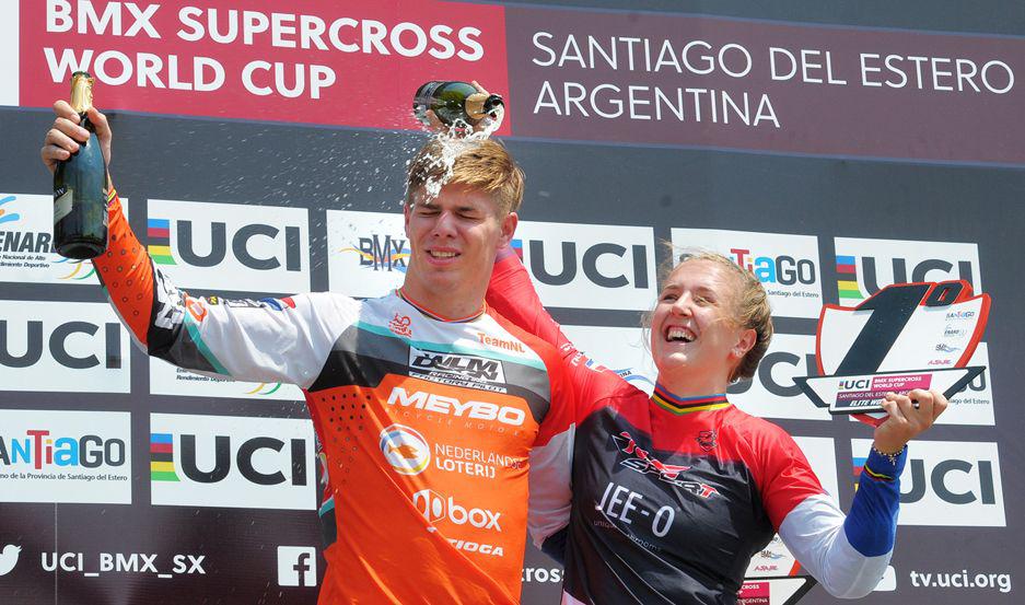 Niek Kimmann y Laura Smulders cerraron el año en Santiago de la mejor manera- con podios