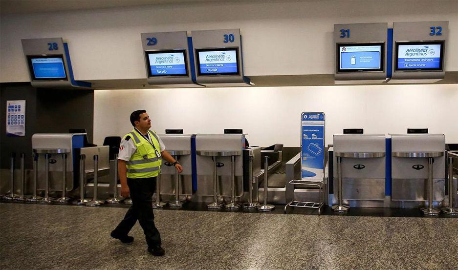 Cancelan vuelos de Aeroparque y Ezeiza por asambleas de los pilotos