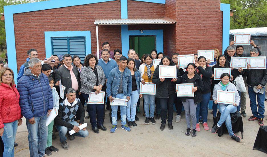 Se inauguraron 30 viviendas sociales