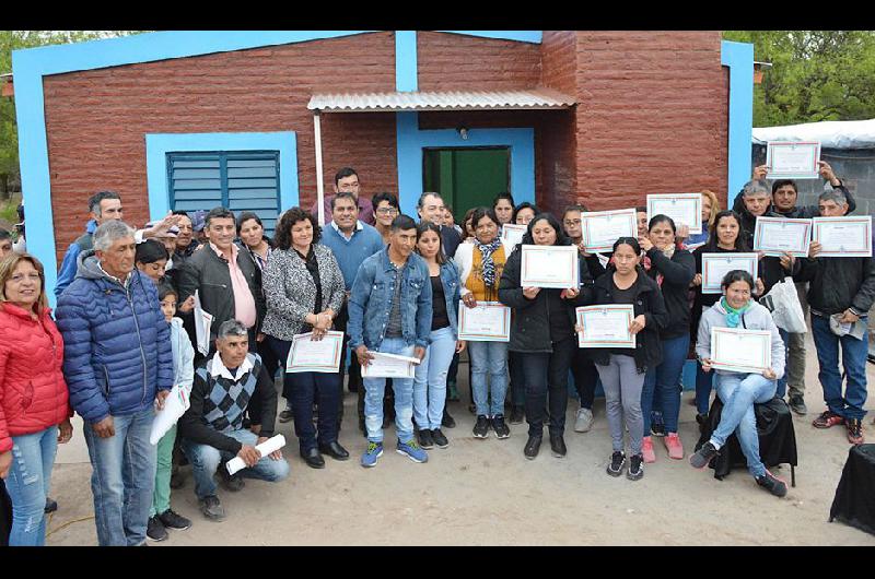 Se inauguraron 30 viviendas sociales