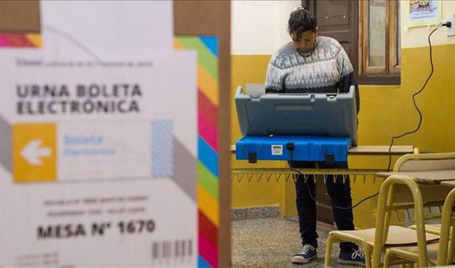 Maacutes de un milloacuten de electores votaraacuten en las Paso de Salta