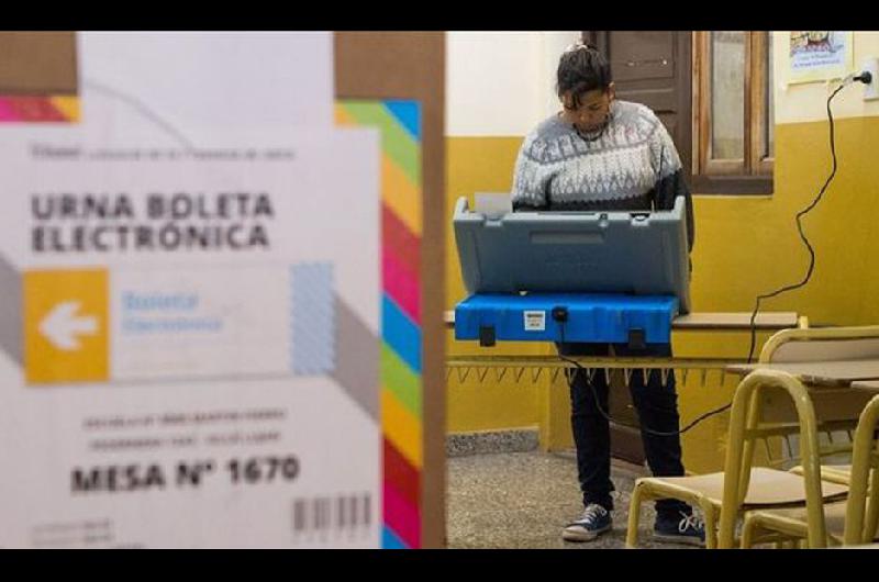 Maacutes de un milloacuten de electores votaraacuten en las Paso de Salta