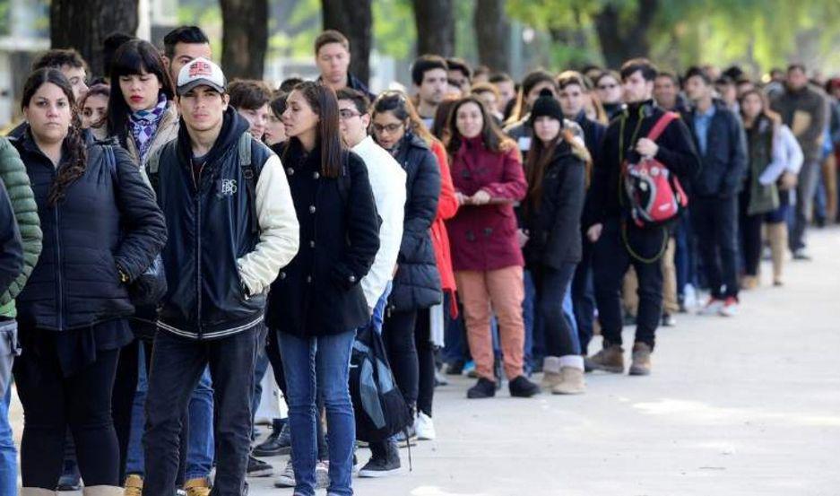 Destacan que existen 14 millones de argentinos con problemas de empleo