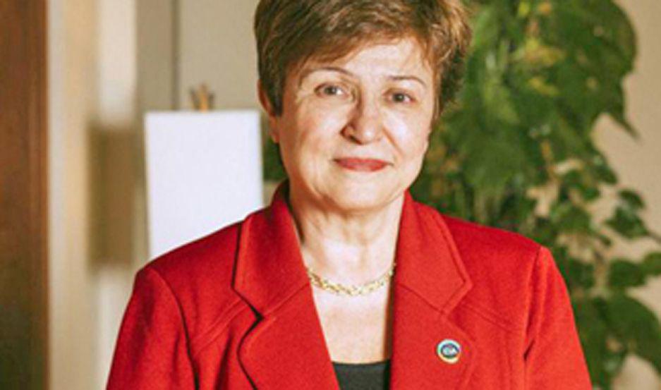 Georgieva no aprobaría el
envío sino hasta después del 2710