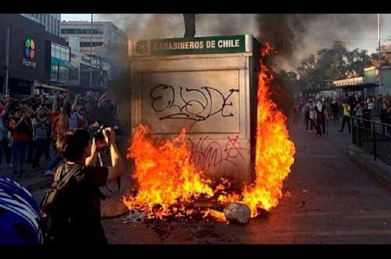 Las manifestaciones no cesan en la nación trasandina