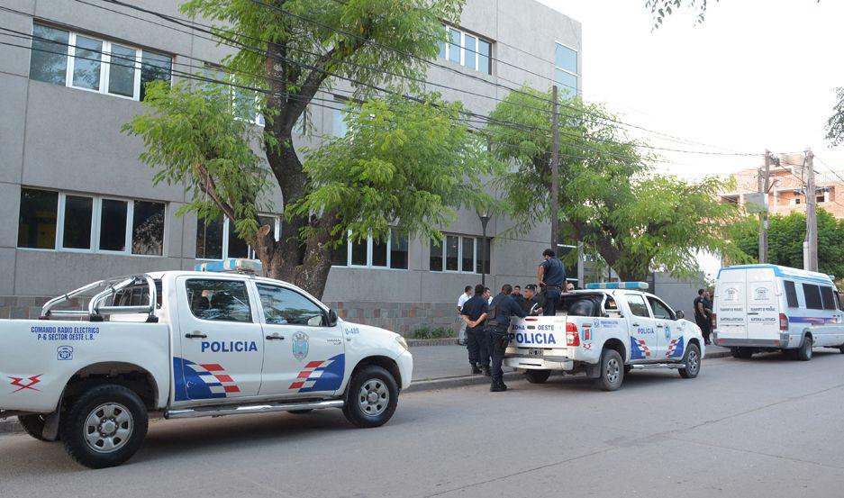 Condenaron a un hombre que abusoacute de su sobrina al llevarla a buscar lentildea