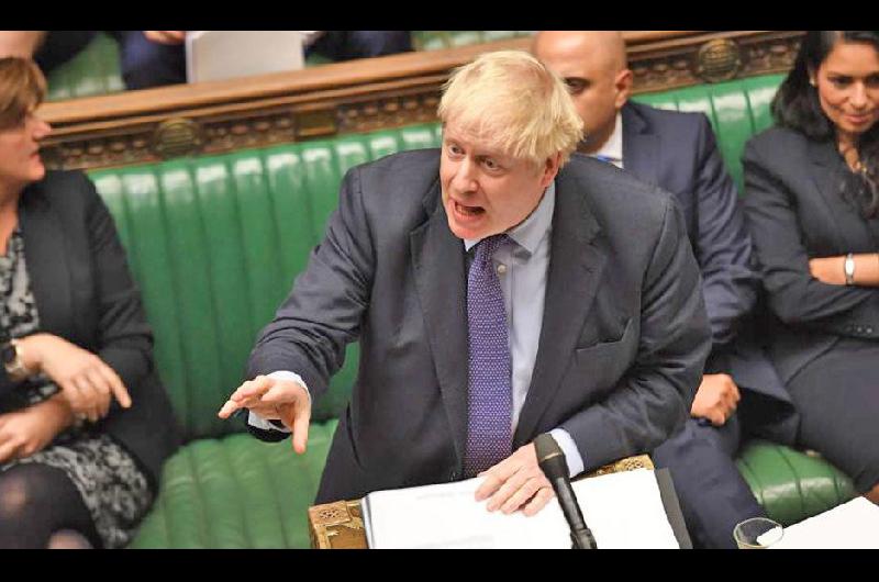 Boris Johnson quiere anticipar las elecciones para diciembre