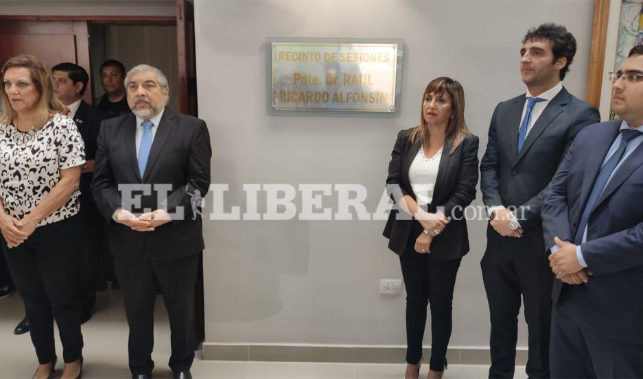 En el acto estuvieron presentes autoridades del Deliberante de la Capital y de la Municipalidad de Santiago del Estero