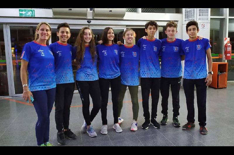 Santiaguentildeos en el Campus de Entrenamiento de Pentatloacuten Moderno