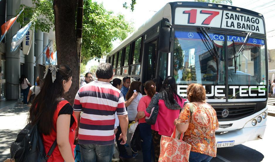 El gremio de los colectiveros dejó sin efecto las medidas que tenían previstas especialmente el paro en el servicio urbano de transporte