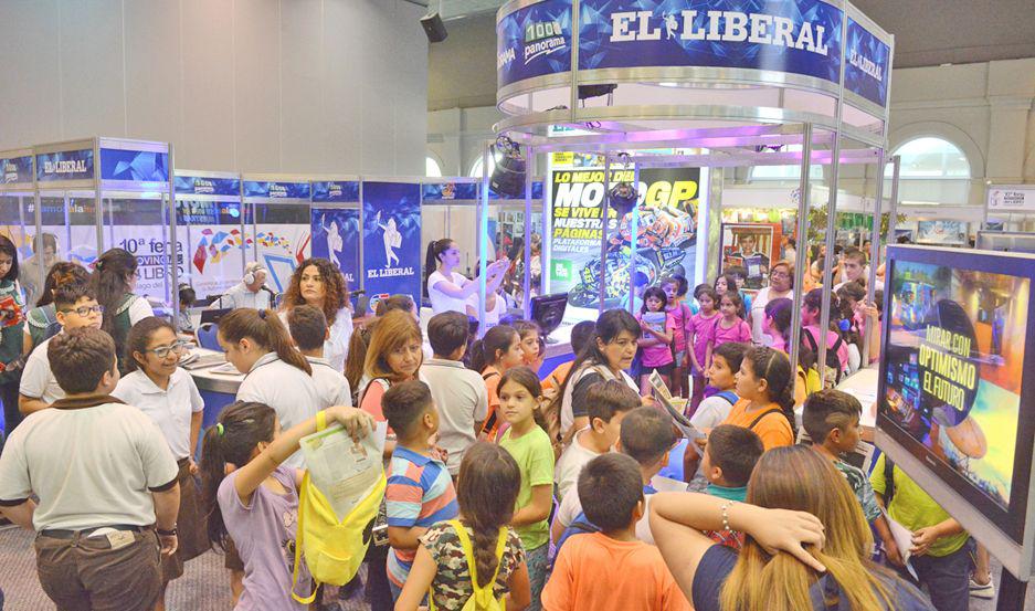 Miraacute el programa de actividades previstas para hoy en la Feria del Libro