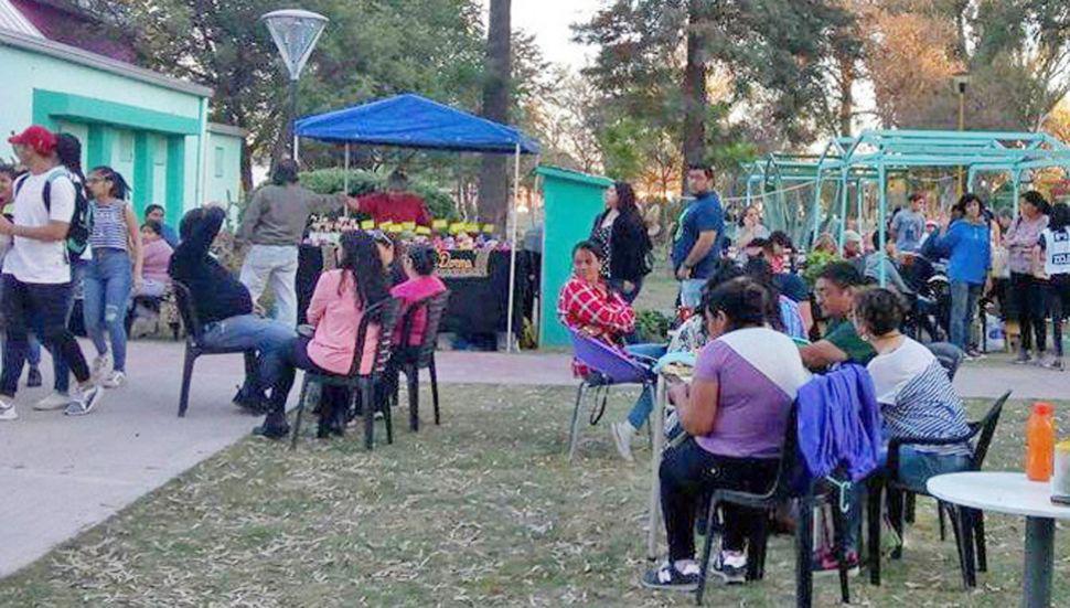 Después de las 19 se habilitar� la feria y el patio matero El
evento es auspiciado por la Municipalidad de la Capital