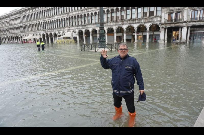 La inundacioacuten en Venecia mostrada por ojos santiaguentildeos