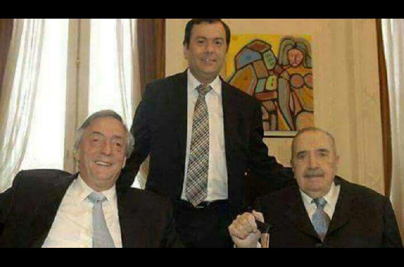 En un histórico encuentro- el gobernador de Santiago del Estero Dr Gerardo Zamora y los ex presidentes Raúl Alfonsín y Néstor Kirchner