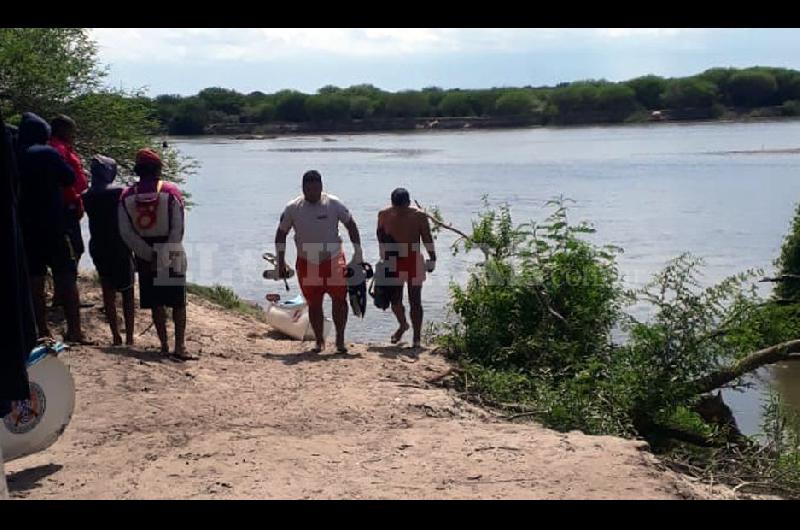 Encontraron el cuerpo del mellizo que se habiacutea ahogado con su hermano