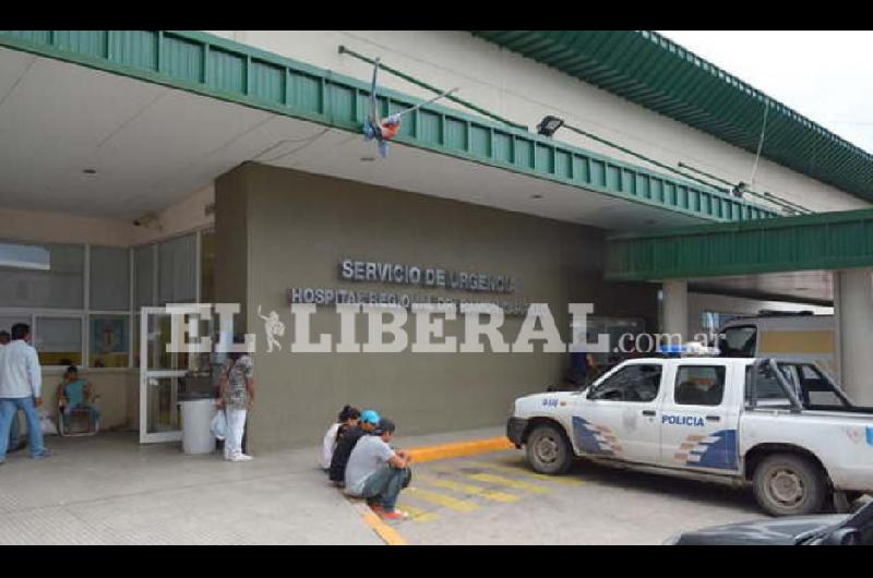 El joven permanece internado en la sala de terapia intensiva del Hospital Regional