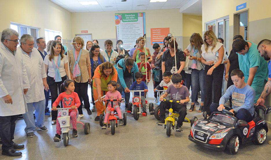 Entregaron triciclos adaptados para los pacientes del Cepsi