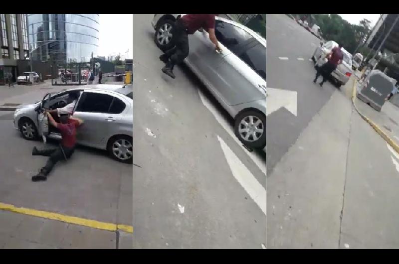 VIDEO  Estaba mal estacionado y cuando le pidieron mover el auto embistioacute a un policiacutea