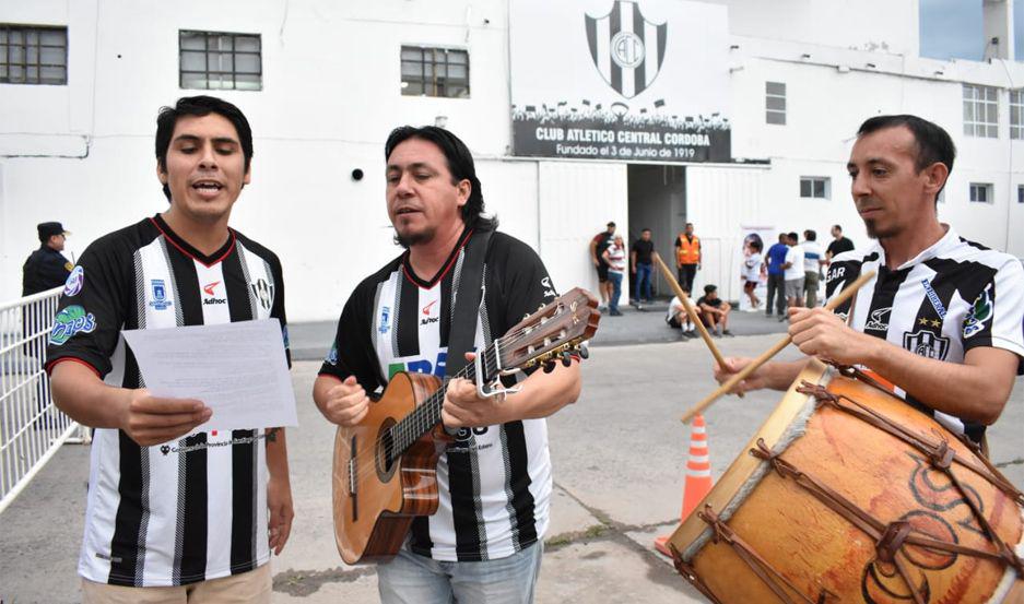 La chacarera de Central Coacuterdoba sonoacute en el Alfredo Terrera