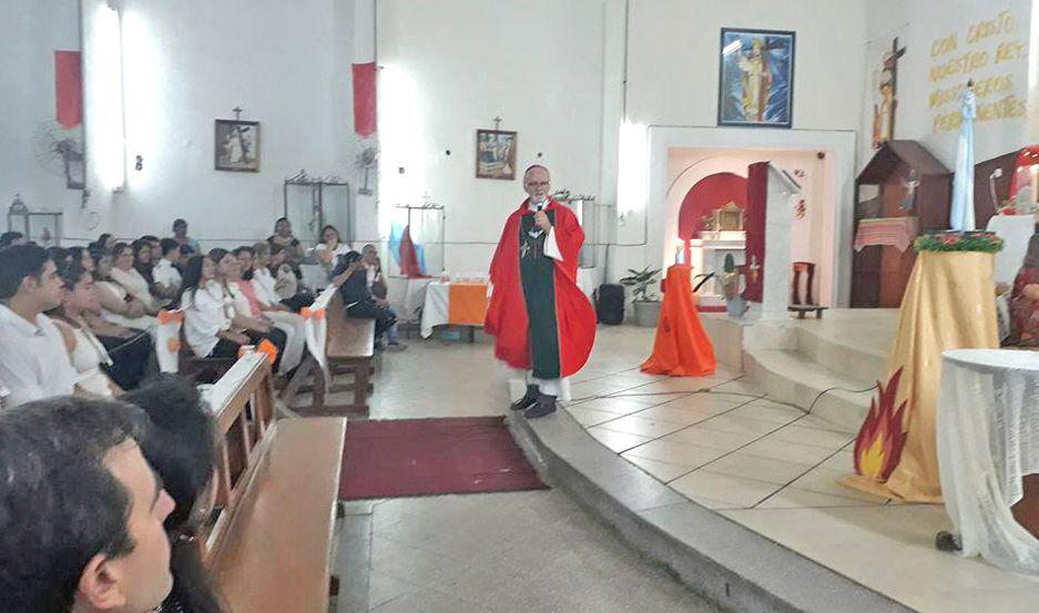 Bokalic oficioacute la misa de Confirmacioacuten en la parroquia Cristo Rey