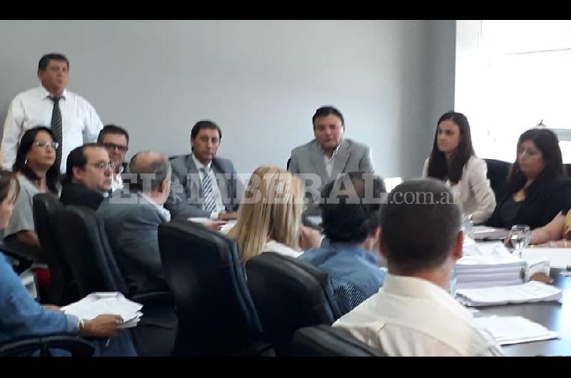 Comenzoacute la reunioacuten para analizar el Presupuesto 2020