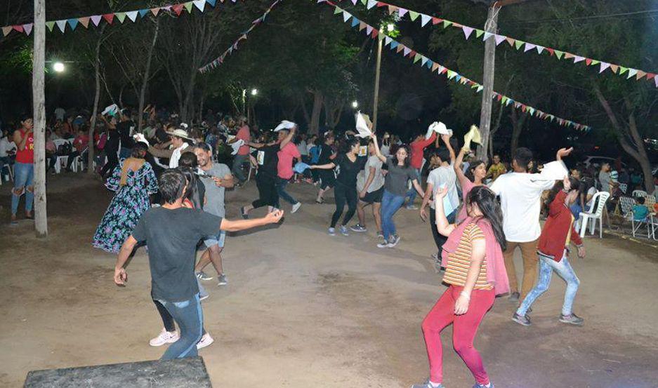 CONVOCATORIA Desde las 19 comenzaron a llegar los participantes de la fiesta de Villa Silípica
