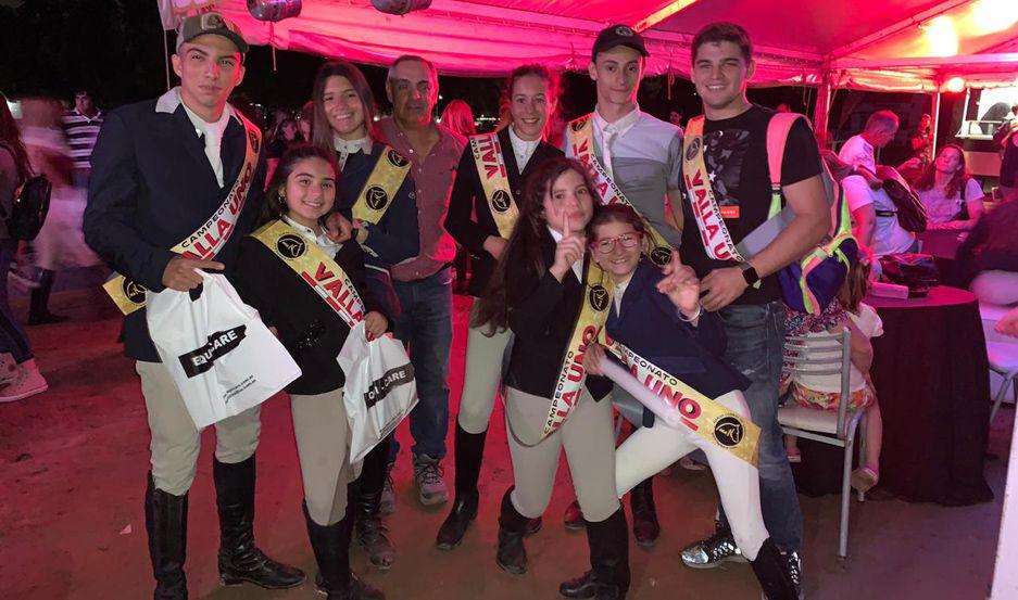 Los chicos del Club Hiacutepico quieron volver con trofeos