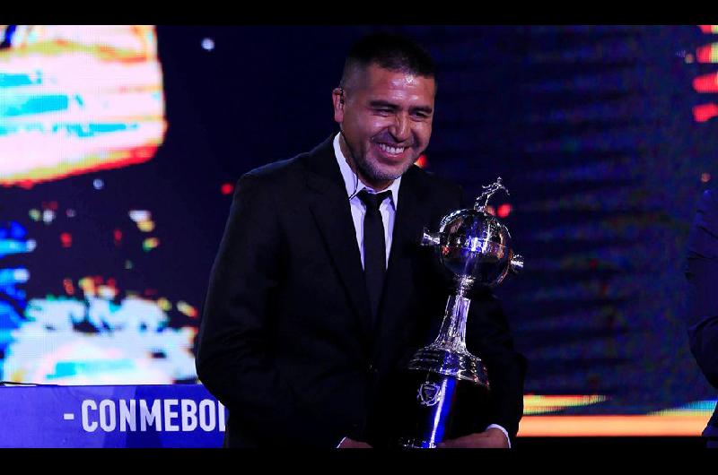 ldquoEs el trofeo maacutes lindo y maacutes difiacutecilrdquo dijo Riquelme