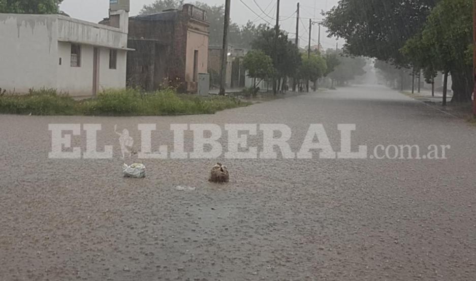 Según el SMN se esperan fuertes tormentas para la región sur del territorio santiagueño