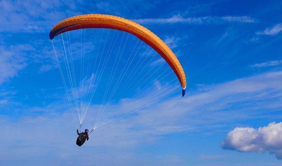 Continuacutea la buacutesqueda del parapentista en Loreto- lleva casi 48 horas perdido