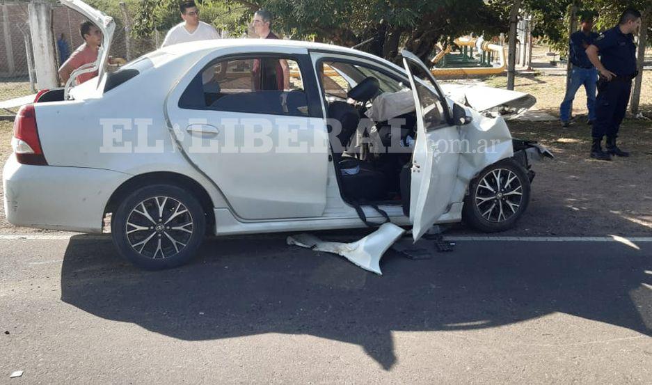 Conductor se descompensoacute y chocoacute contra un camioacuten recolector- hay dos heridos