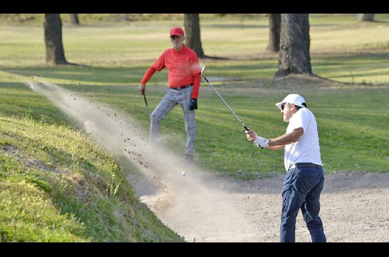 CIERRE DE TEMPORADA El Santiago Golf Club har� disputar hoy su último encuentro oficial del año 
