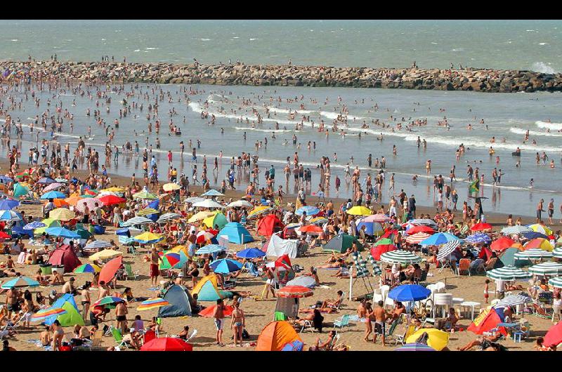 POSITIVO Las playas colmadas alimentaron las expectativas de los operadores turísticos 
