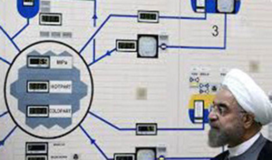 Iraacuten desarrollaraacute su plan nuclear sin restriccioacuten y amenaza a EEUU