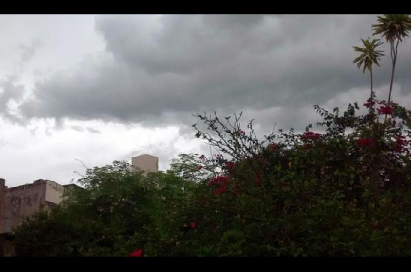 El calor no da tregua y renuevan alerta por fuertes tormentas para el norte santiaguentildeo