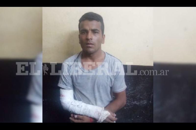 Con un brazo fracturado delincuente ingresoacute a robar en la casa de su vecina