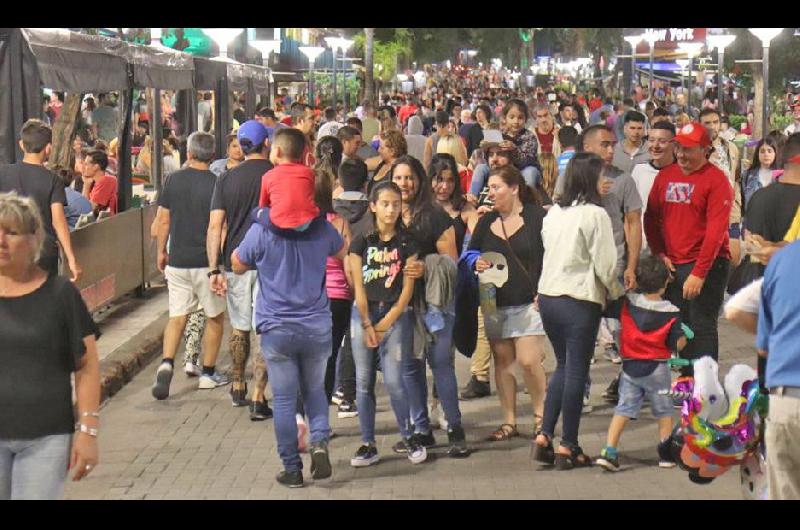 MULTITUD Miles de personas eligieron Villa Carlos Paz para disfrutar de sus vacaciones
