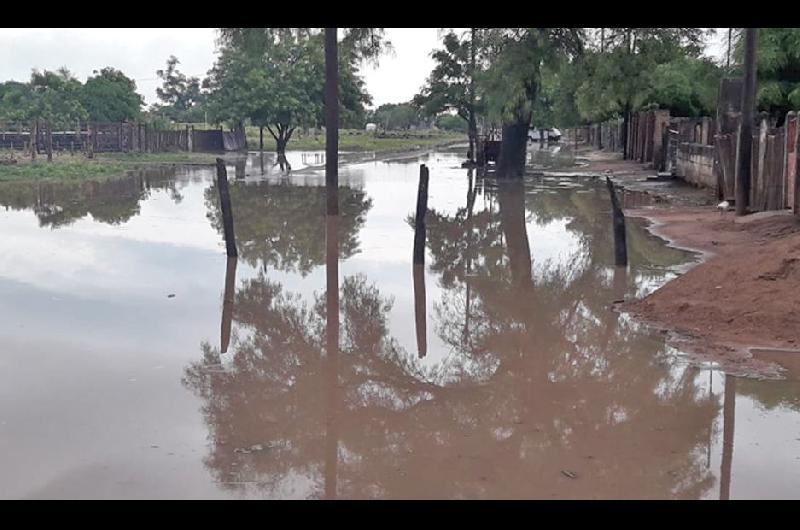 MORENO En la localidad de Weisburd las precipitaciones alcanzaron los 170 milímetros lo que dejó parte del pueblo y sus calles anegadas
