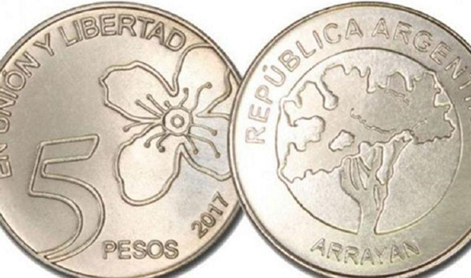 No hay monedas y se complica el comercio