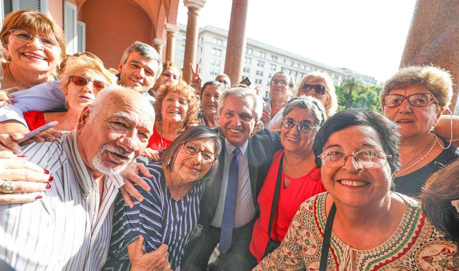 Abarcaría a quienes cobran ms de 19068 que no recibieron el bono