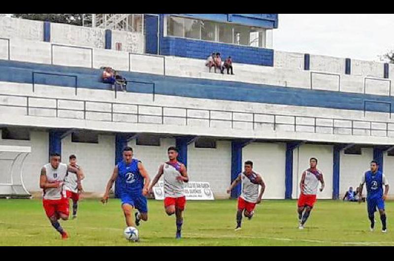 Se jugó en el Coliseo de los Sueños de San Ramón