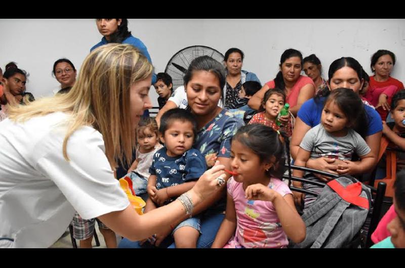 El programa destinado a madre y menores de Santiago del Estero est� a cargo de personal del Ministerio de Salud