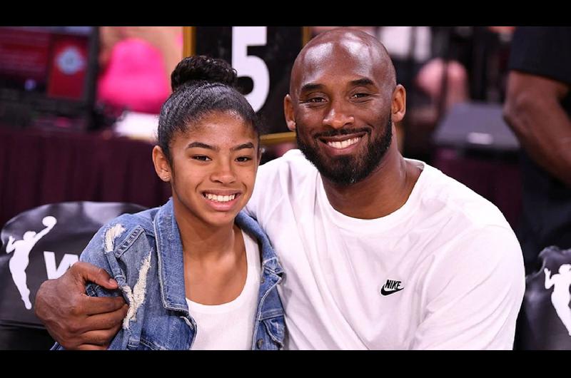 Gianna Bryant la hija de Kobe viajaba en el helicoacuteptero y tambieacuten murioacute en el accidente