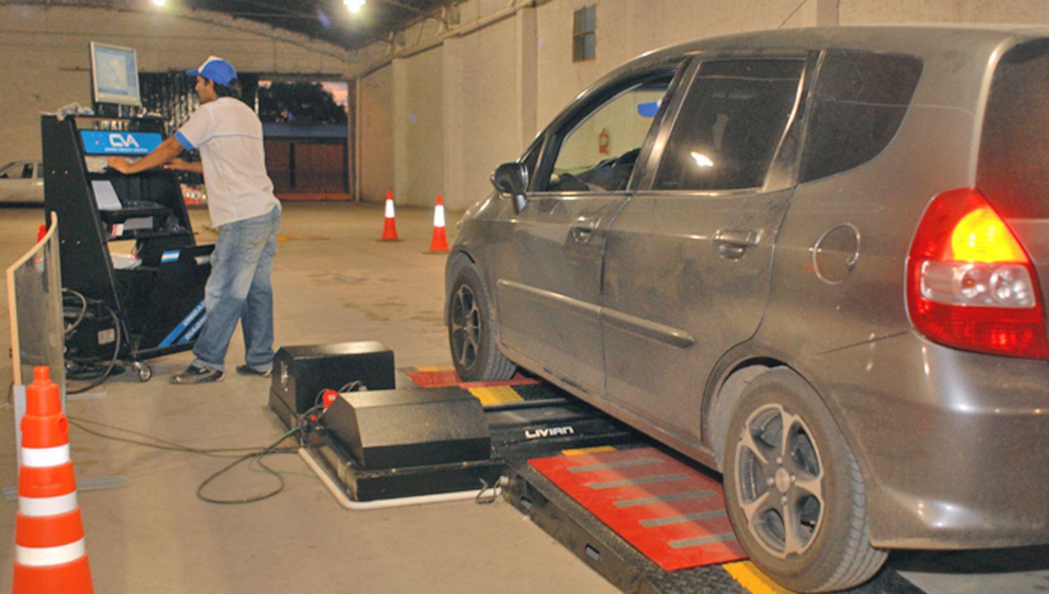 TRÁMITE En Santiago se realiza por orden de llegada Es r�pido y sencillo
