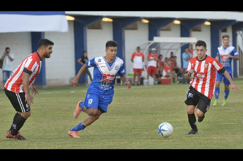 Veacutelez arrancoacute el torneo con un ajustado triunfo en San Ramoacuten