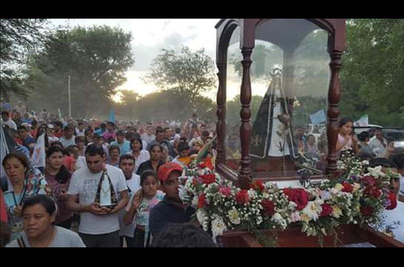 La Virgen de Huachana reunioacute a cientos de fieles santiaguentildeos y foraacuteneos