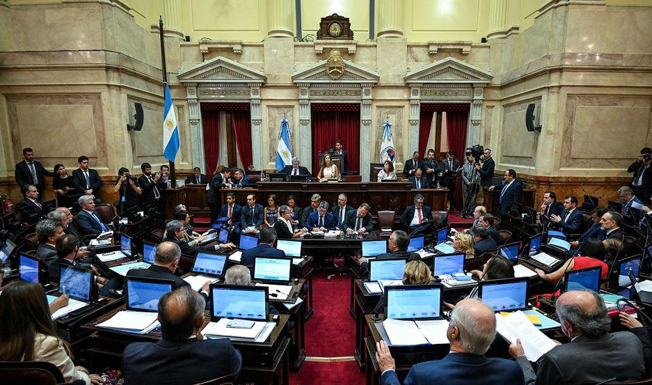 El Senado convirtioacute en ley el proyecto de renegociacioacuten de la deuda