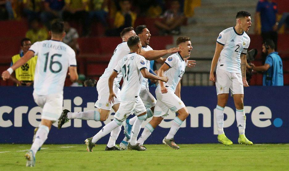 La seleccioacuten argentina celebroacute por partida doble ante Colombia